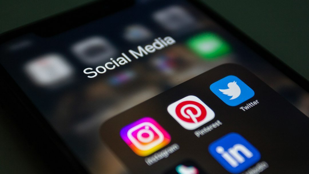 Social media mobile apps for Instagram marketing campaigns